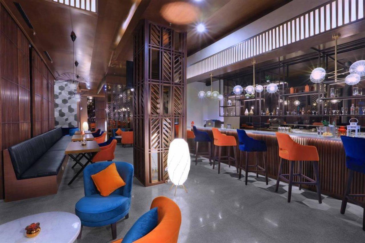 Quest Hotel Cikarang by ASTON Bekasi Eksteriør bilde