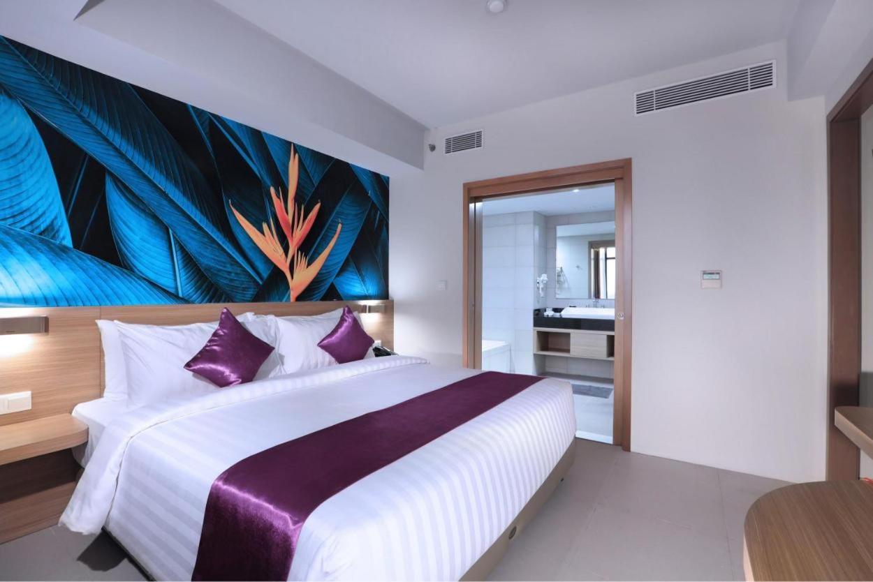 Quest Hotel Cikarang by ASTON Bekasi Eksteriør bilde