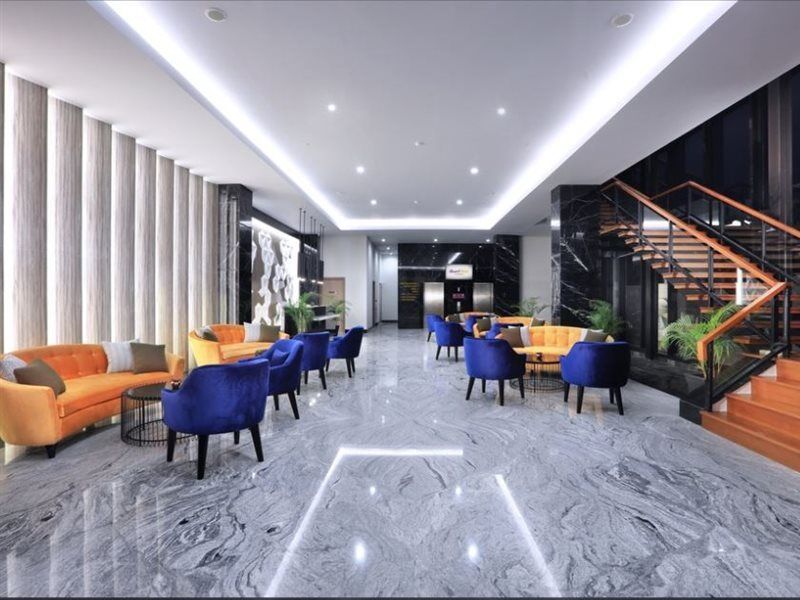 Quest Hotel Cikarang by ASTON Bekasi Eksteriør bilde