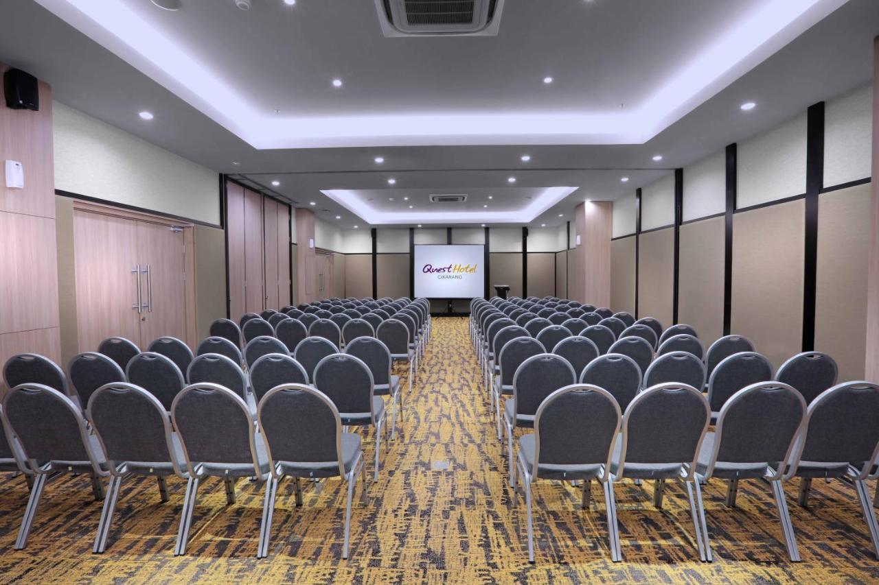 Quest Hotel Cikarang by ASTON Bekasi Eksteriør bilde